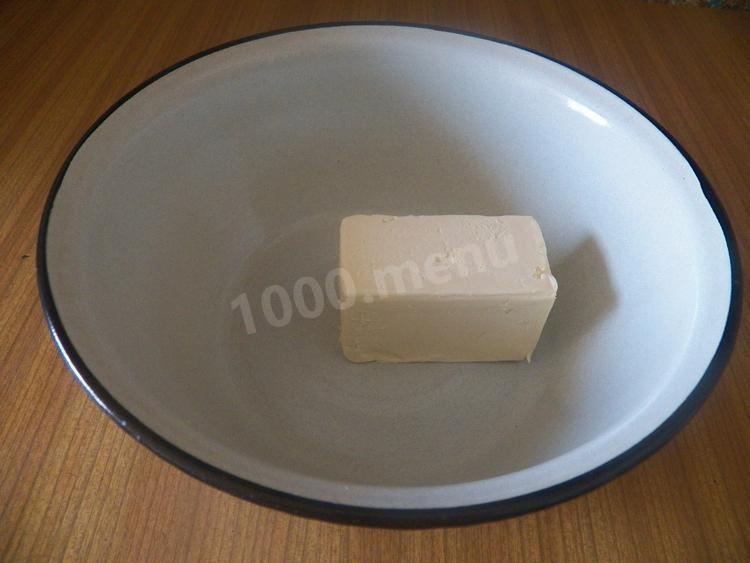 Шаг 3 приготовления Гата с арахисом и кунжутом
