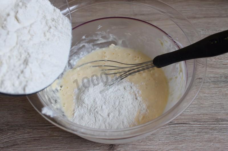 Шаг 1 приготовления Пирожки с курицей и картошкой в духовке