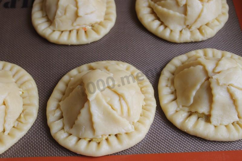 Шаг 13 приготовления Пирожки с курицей и картошкой в духовке