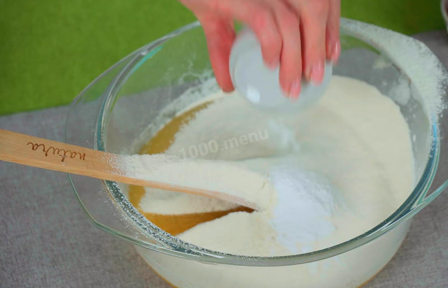 Шаг 4 приготовления Пирожки с фаршем и картошкой в духовке