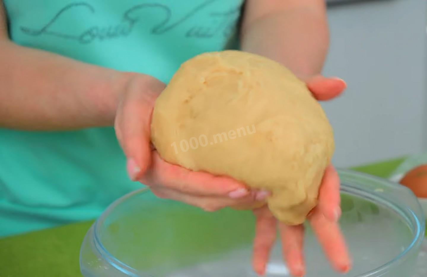 Шаг 6 приготовления Пирожки с фаршем и картошкой в духовке