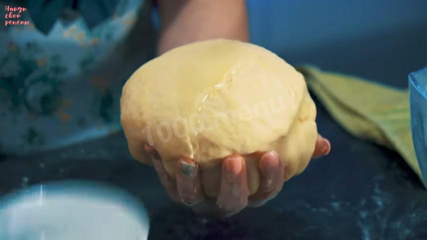 Шаг 14 приготовления Пирожки с картошкой капустой и сосиской