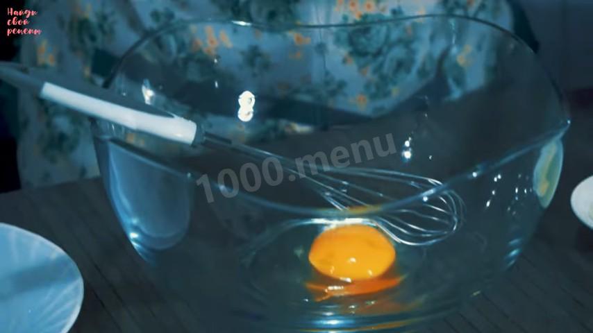 Шаг 5 приготовления Пирожки с картошкой капустой и сосиской