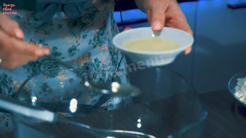 Шаг 6 приготовления Пирожки с картошкой капустой и сосиской