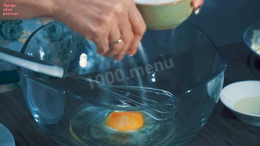 Шаг 7 приготовления Пирожки с картошкой капустой и сосиской