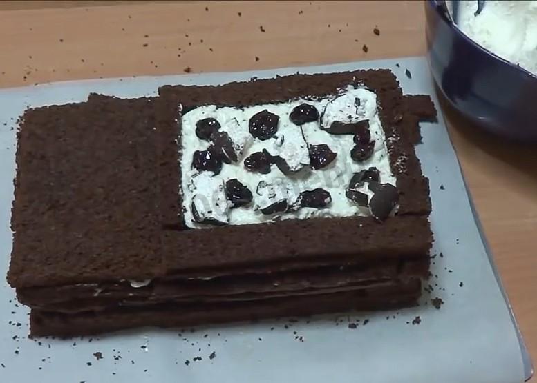Шаг 21 приготовления Торт Паровозик Томас