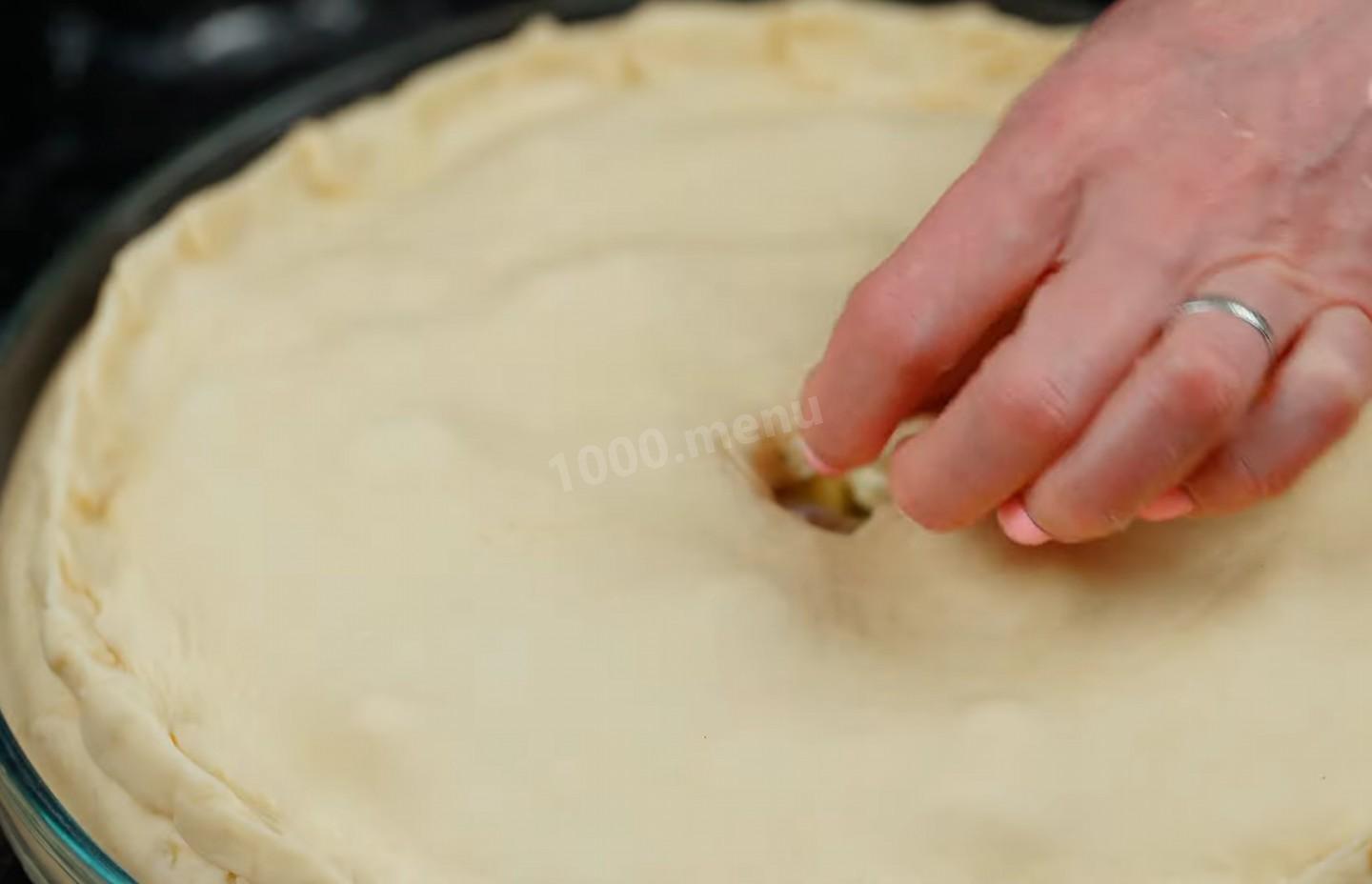 Шаг 26 приготовления Пирог с курицей и картошкой на кефире