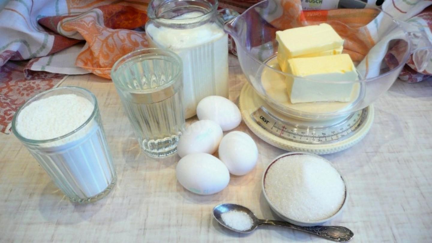 Шаг 1 приготовления Профитроли с молочным кремом