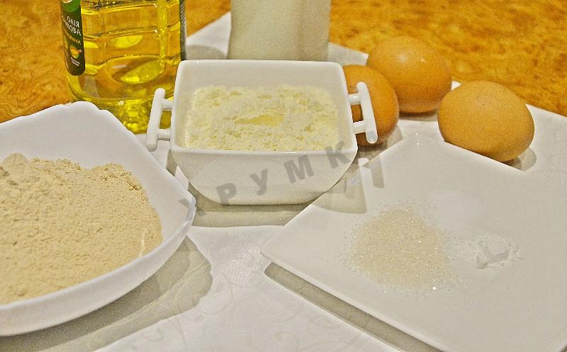 Шаг 1 приготовления Толстые гречневые блины на молоке