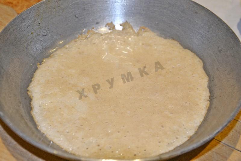 Шаг 7 приготовления Толстые гречневые блины на молоке