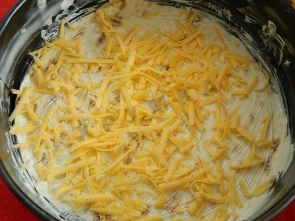 Шаг 4 приготовления Сырный пирог из лаваша в духовке