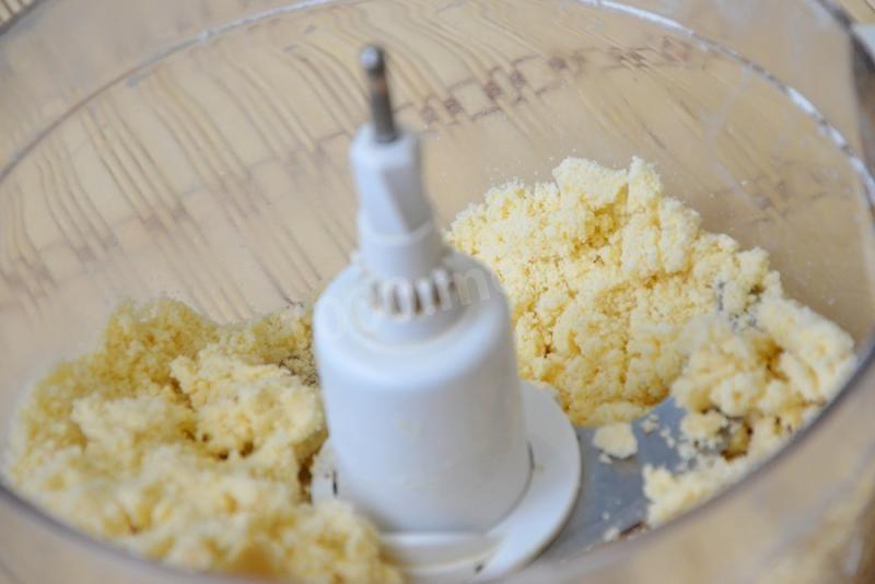 Шаг 4 приготовления Французский пирог киш с курицей и грибами