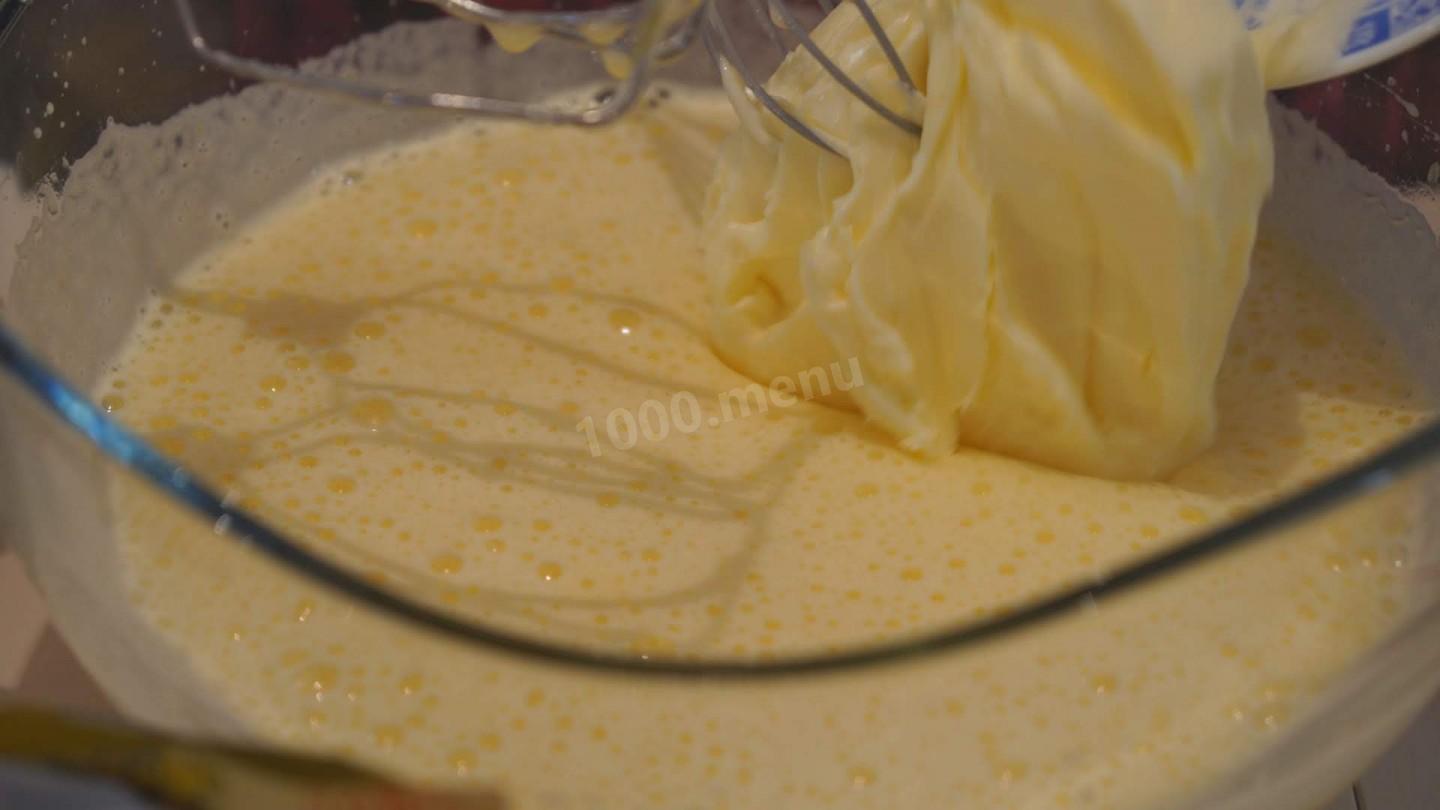 Шаг 7 приготовления Кулич на молоке с цукатами и грецкими орехами
