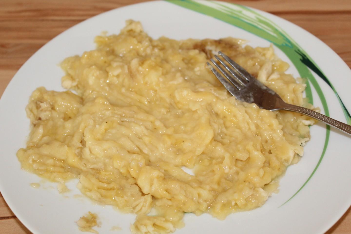 Шаг 4 приготовления Банановый кекс в мультиварке с кусочками шоколада