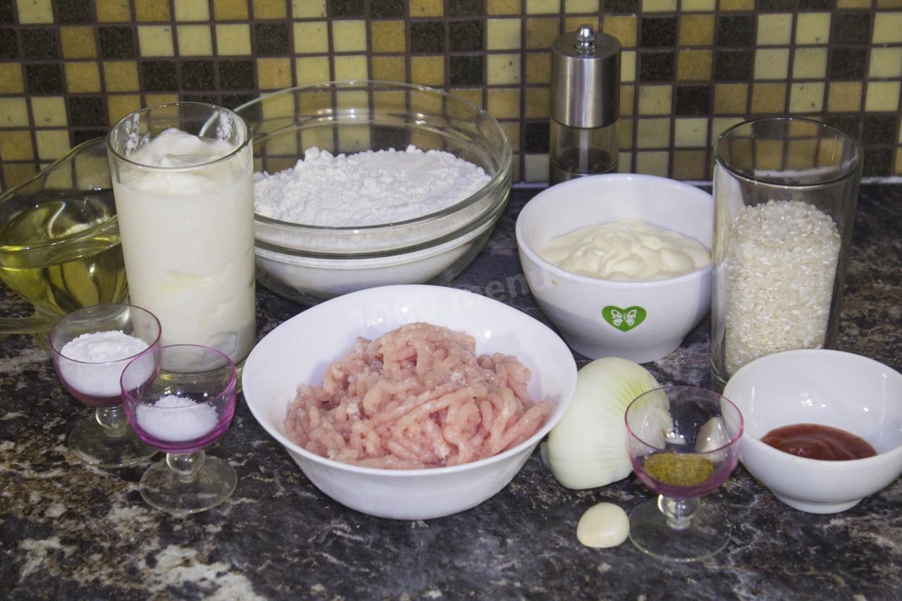 Шаг 1 приготовления Пирог с рисом и фаршем