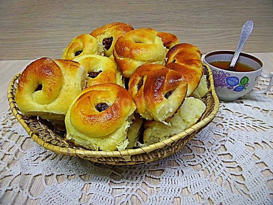 Шаг 10 приготовления Булочки с курагой из дрожжевого теста