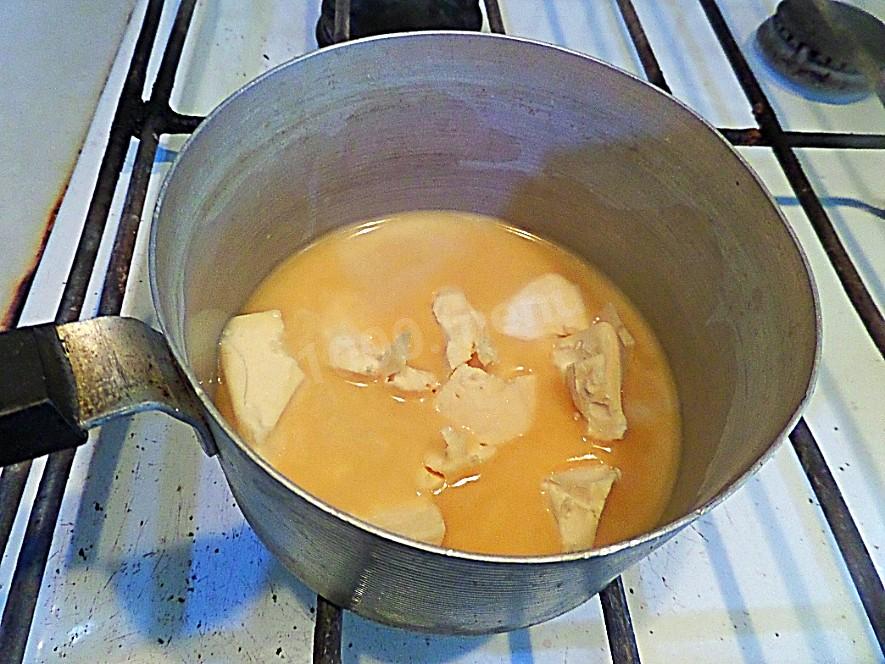 Шаг 5 приготовления Булочки с курагой из дрожжевого теста