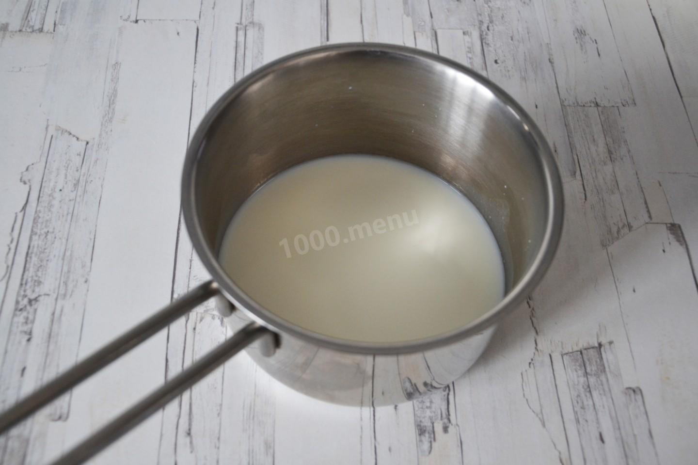 Шаг 3 приготовления Манник на молоке без муки