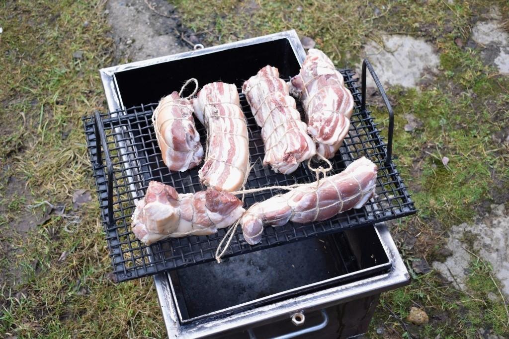 Шаг 5 приготовления Мясо горячего копчения в коптильне в домашних условиях