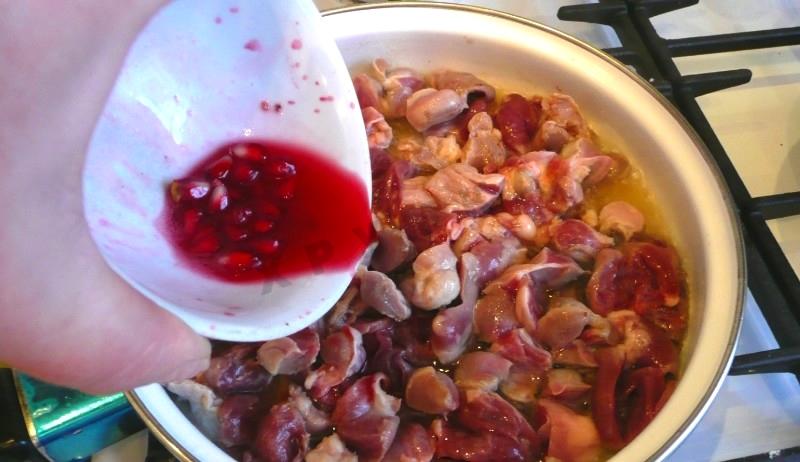 Шаг 6 приготовления Кучмачи по-грузински
