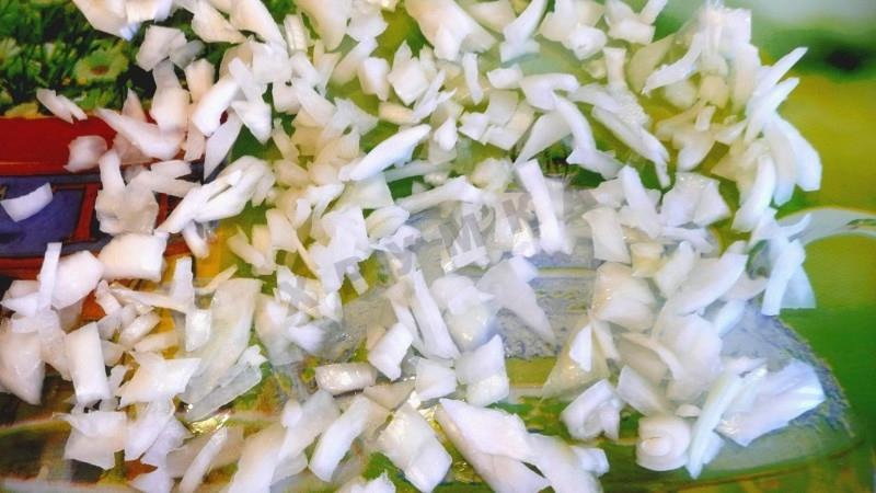 Шаг 8 приготовления Кучмачи по-грузински