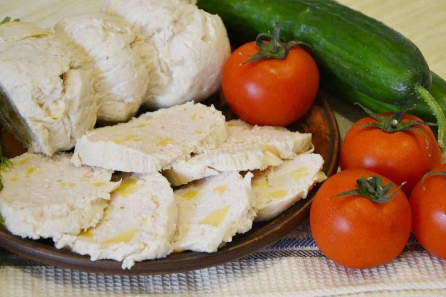 Шаг 17 приготовления Колбаса домашняя куриная с сыром