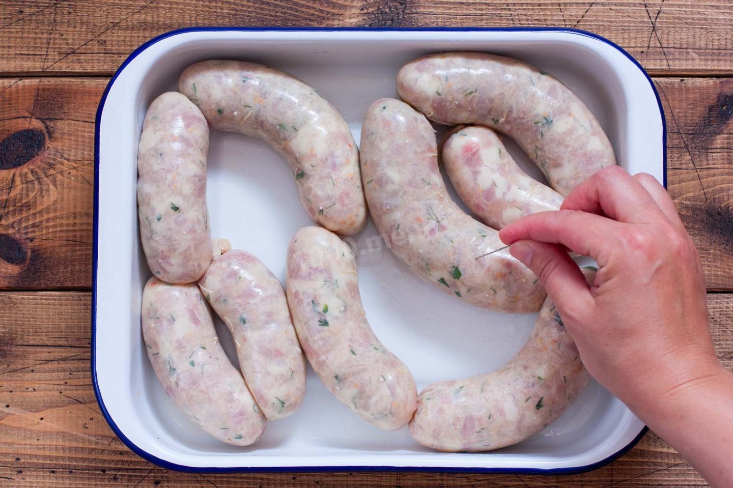 Шаг 8 приготовления Куриные купаты в духовке