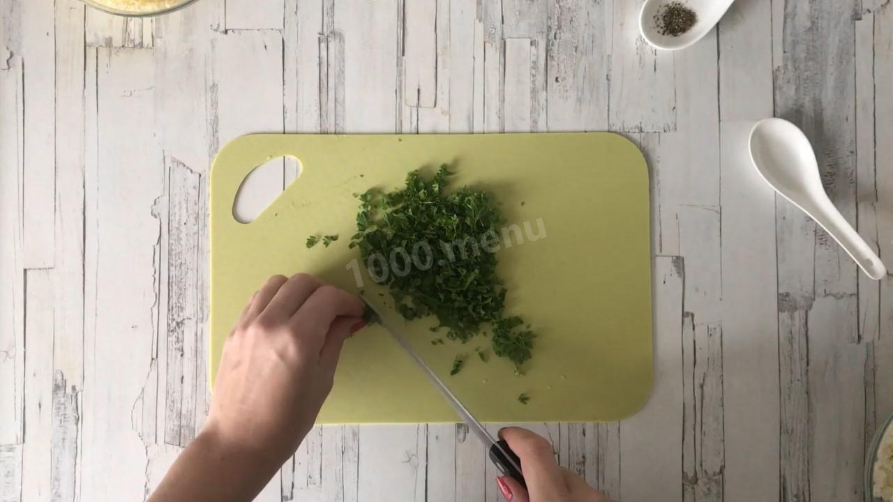 Шаг 5 приготовления ПП Баклажаны с творогом и сыром в духовке