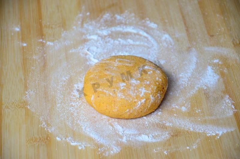 Шаг 4 приготовления Чипсы Начос кукурузные