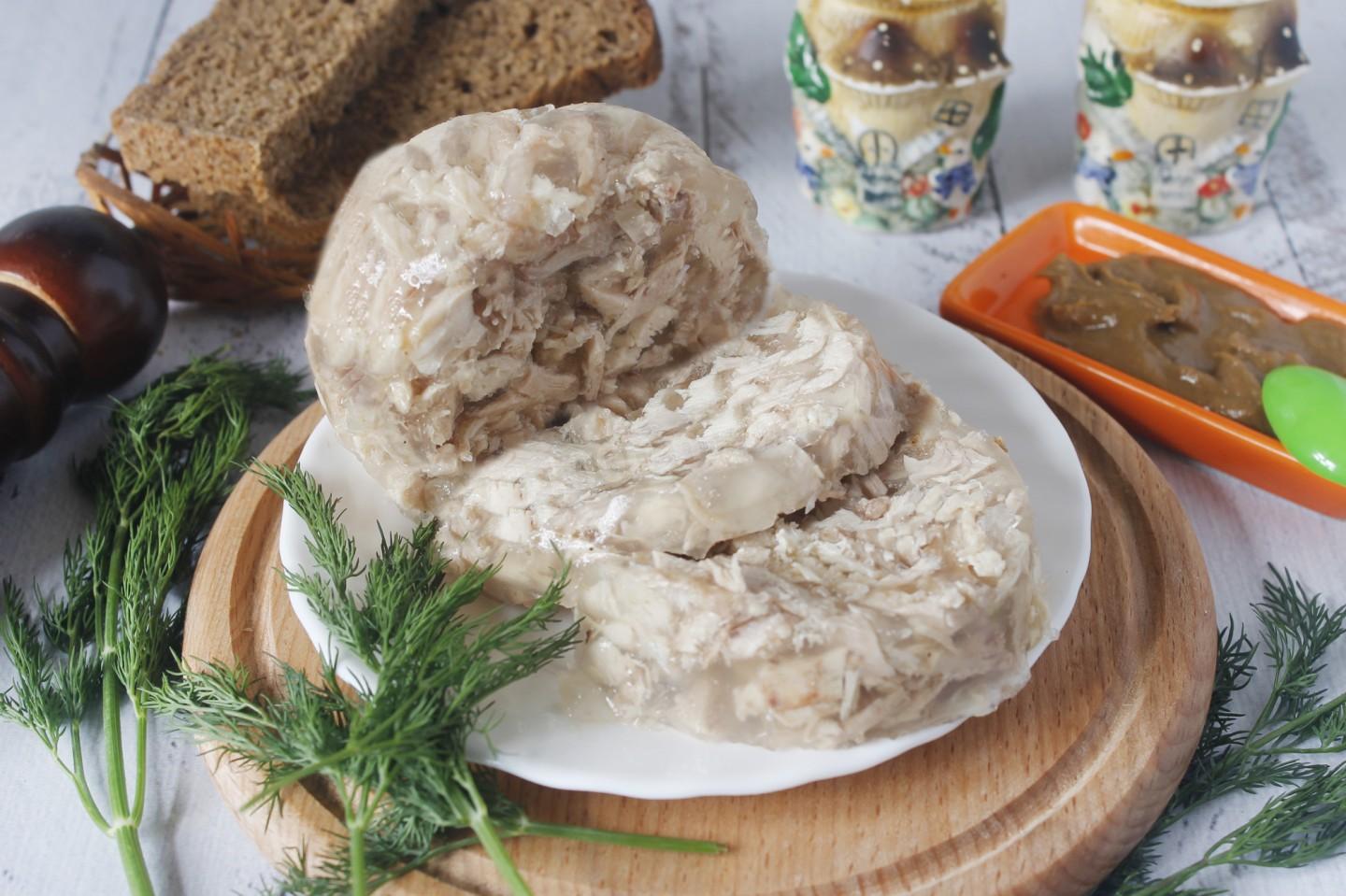 Обложка рецепта Колбаса в бутылке с желатином