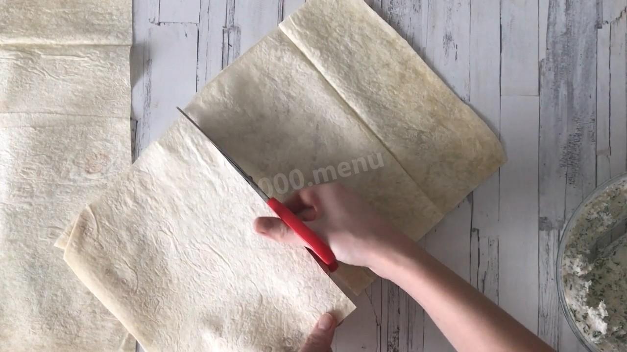 Шаг 5 приготовления Лаваш с творогом и зеленью быстро и вкусно