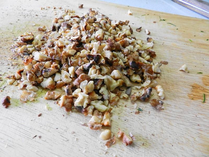 Шаг 6 приготовления Кабачки по грузински с грецкими орехами