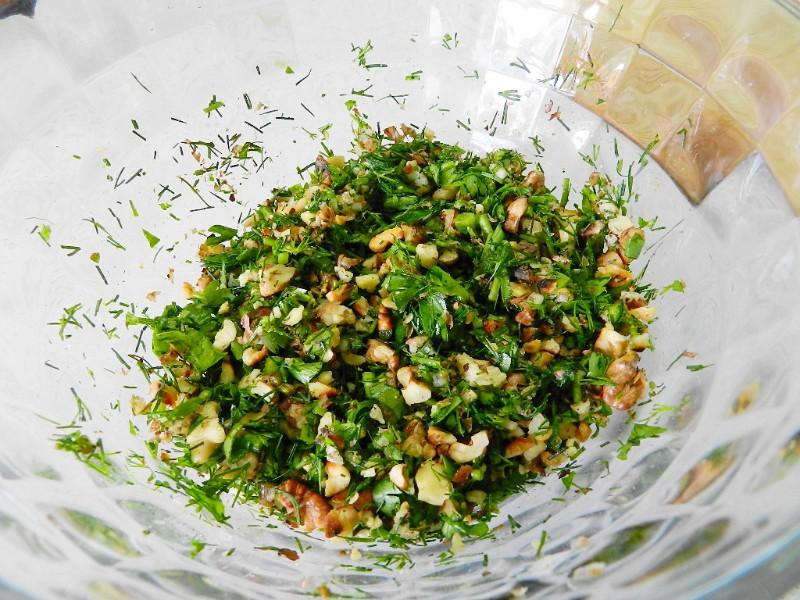 Шаг 8 приготовления Кабачки по грузински с грецкими орехами