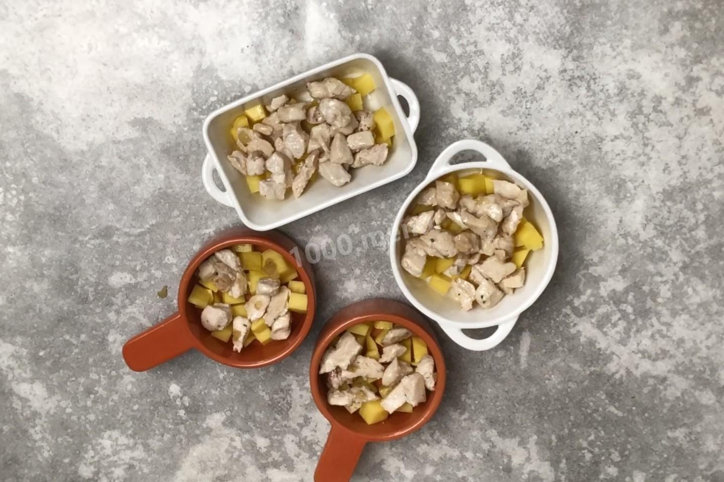 Шаг 13 приготовления Жульен с картошкой курицей и грибами в духовке