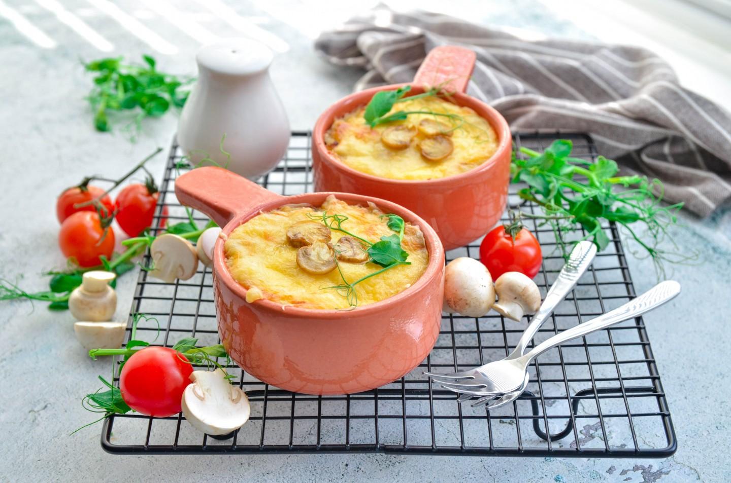 Шаг 19 приготовления Жульен с картошкой курицей и грибами в духовке