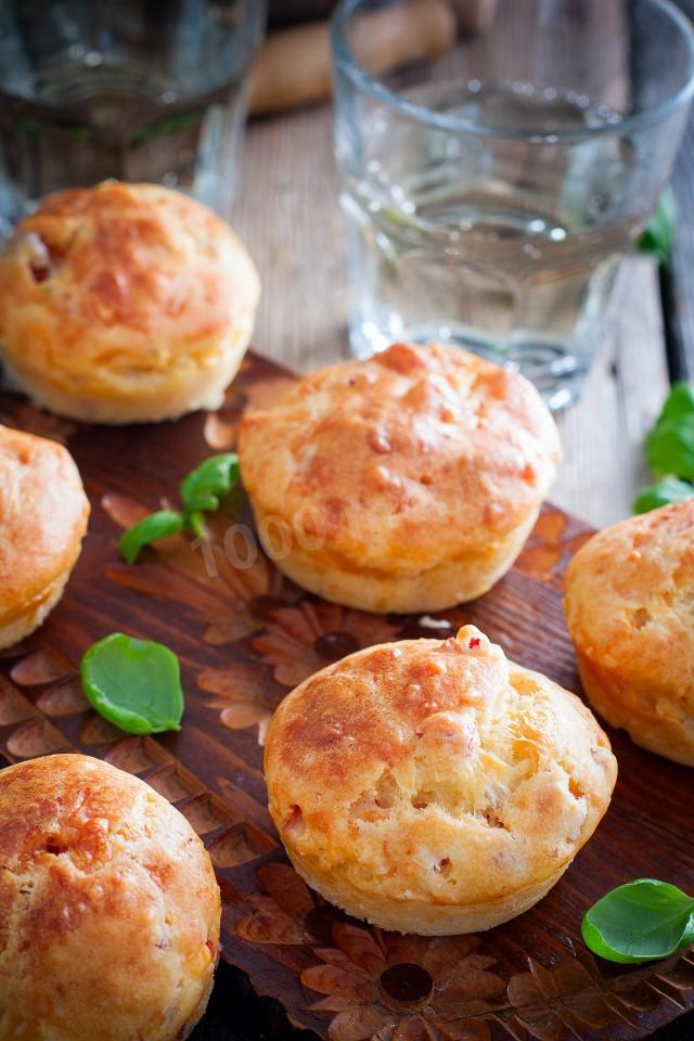 Шаг 7 приготовления Кексы с сыром и ветчиной