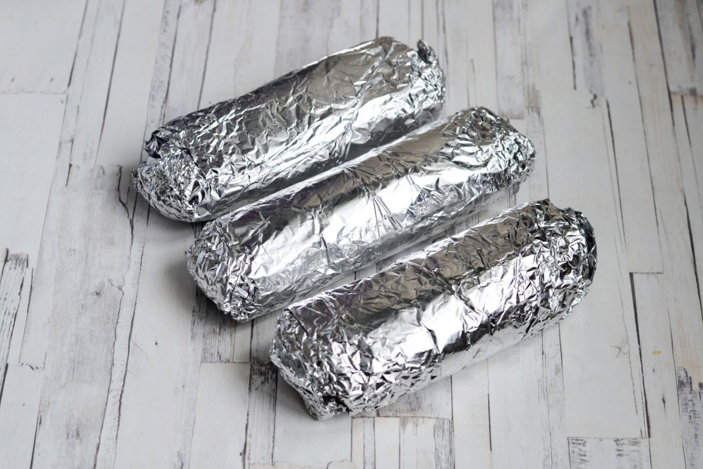 Шаг 17 приготовления Куриные рулетики с грибами и сыром в духовке
