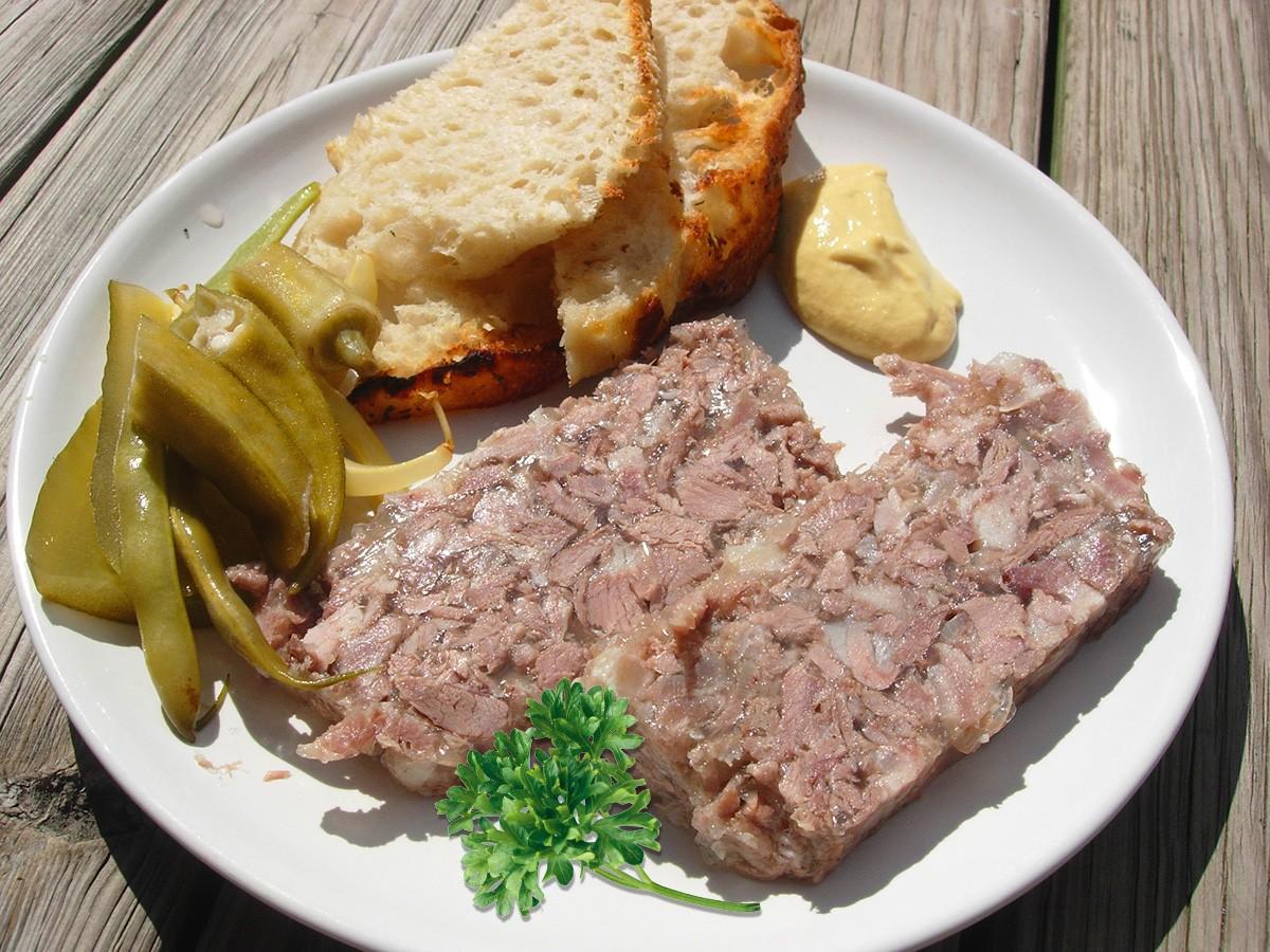 Обложка рецепта Прессованное мясо из свиной головы