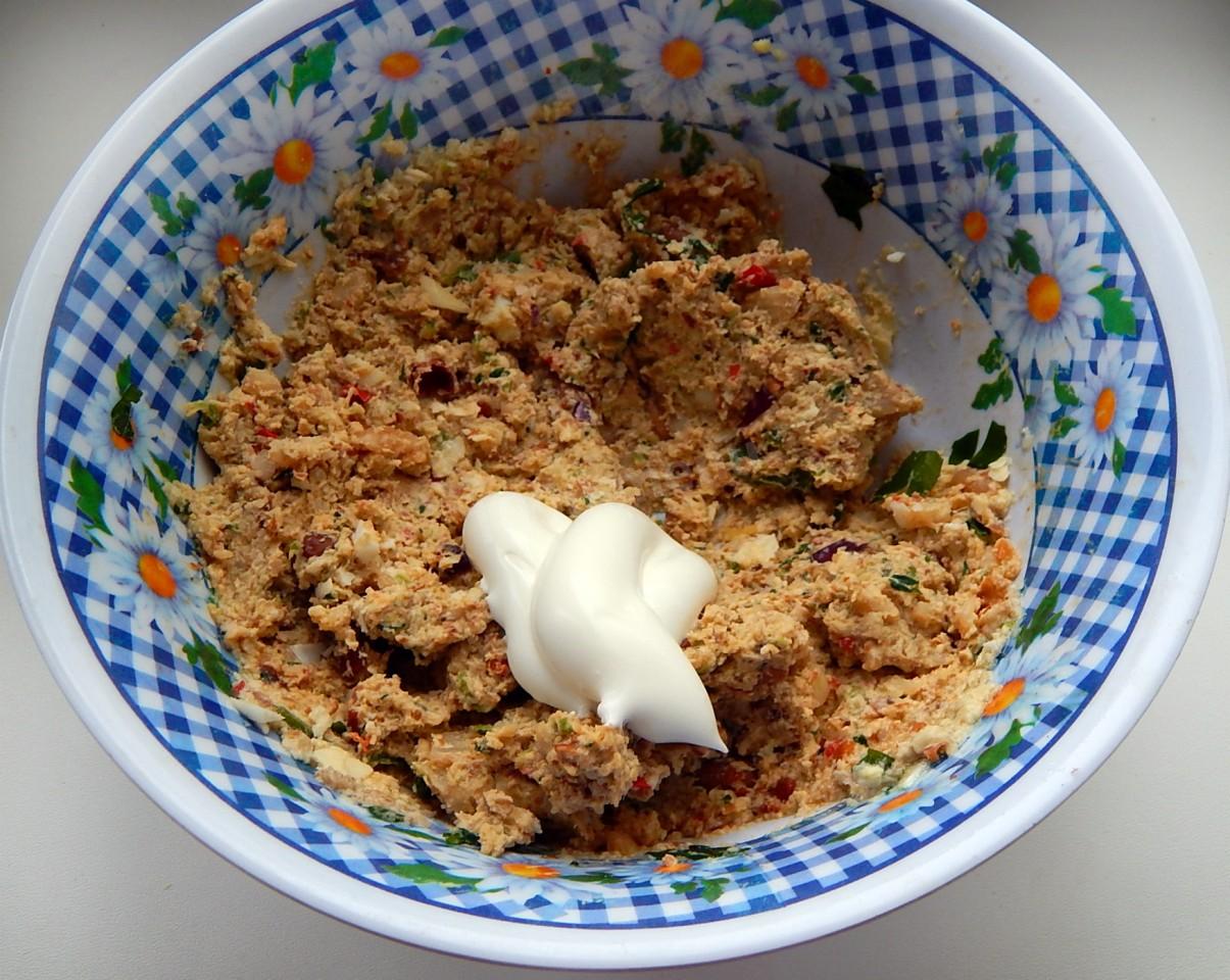Шаг 8 приготовления Рулет из лаваша с курицей и сыром