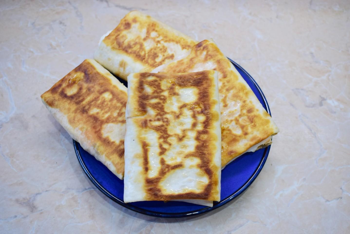 Шаг 7 приготовления Мясо в лаваше
