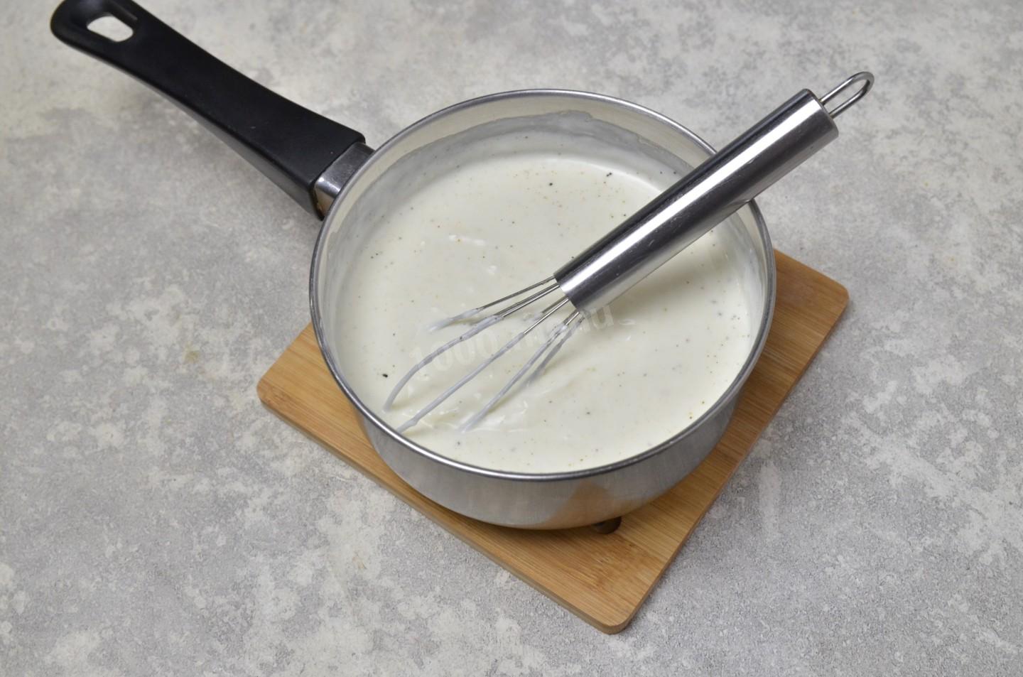 Шаг 8 приготовления Классический жульен с курицей и грибами