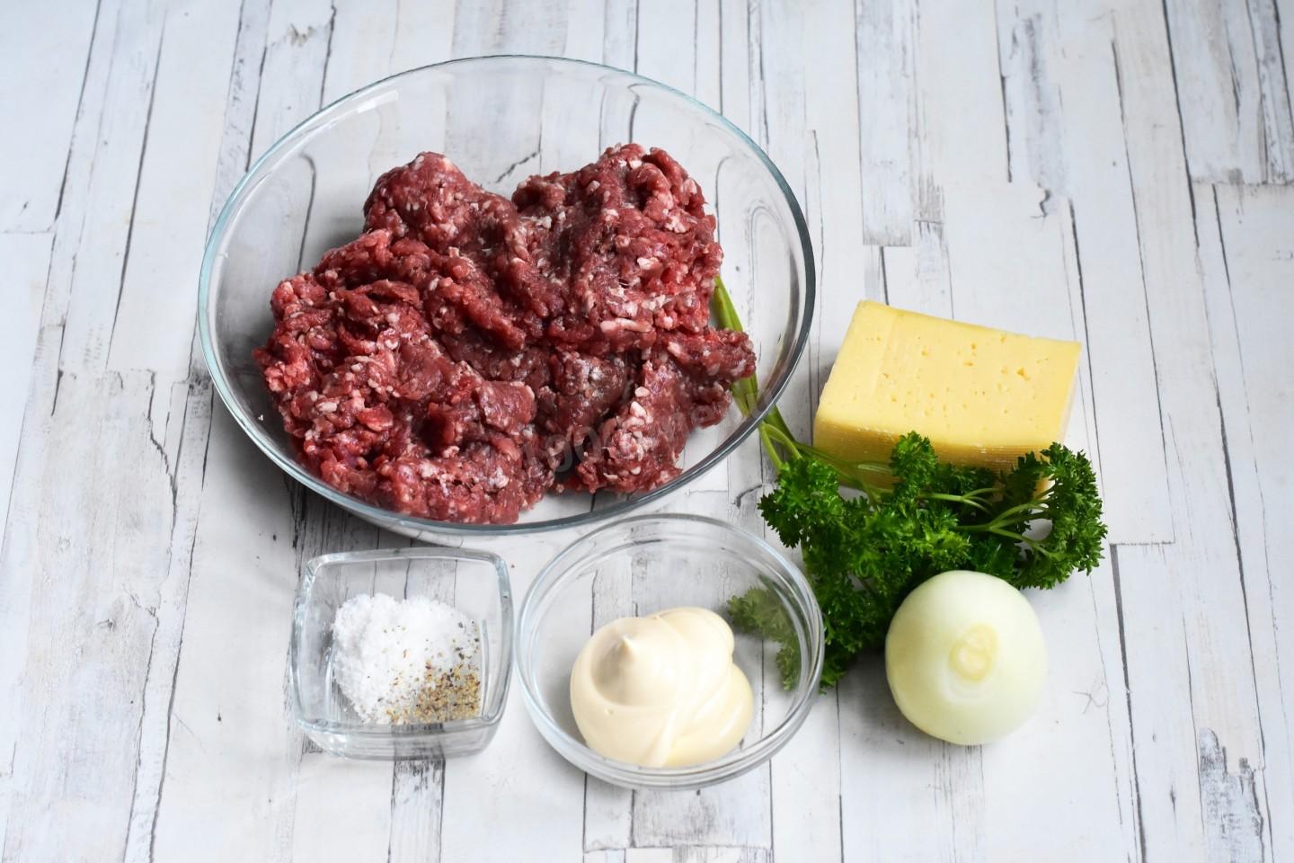 Шаг 1 приготовления Сушки с фаршем в духовке с сыром