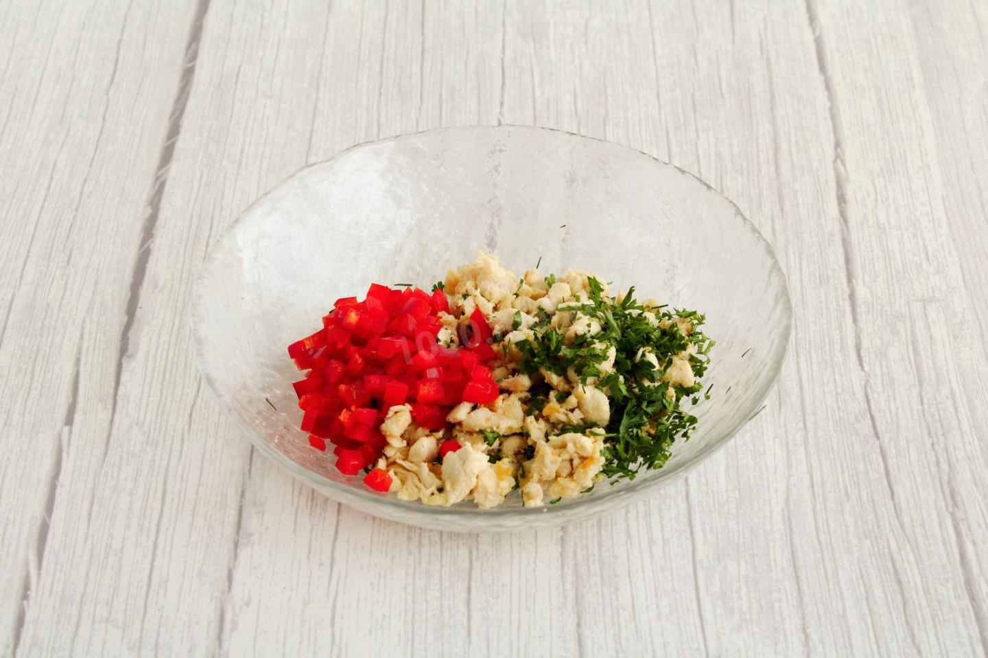 Шаг 9 приготовления Курица в тарталетках в духовке