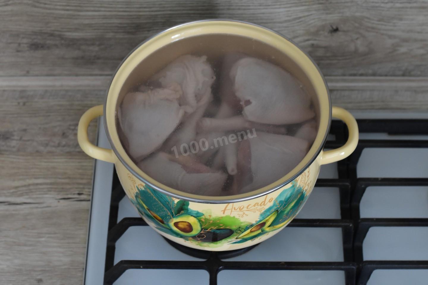 Шаг 4 приготовления Холодец из куриных лапок