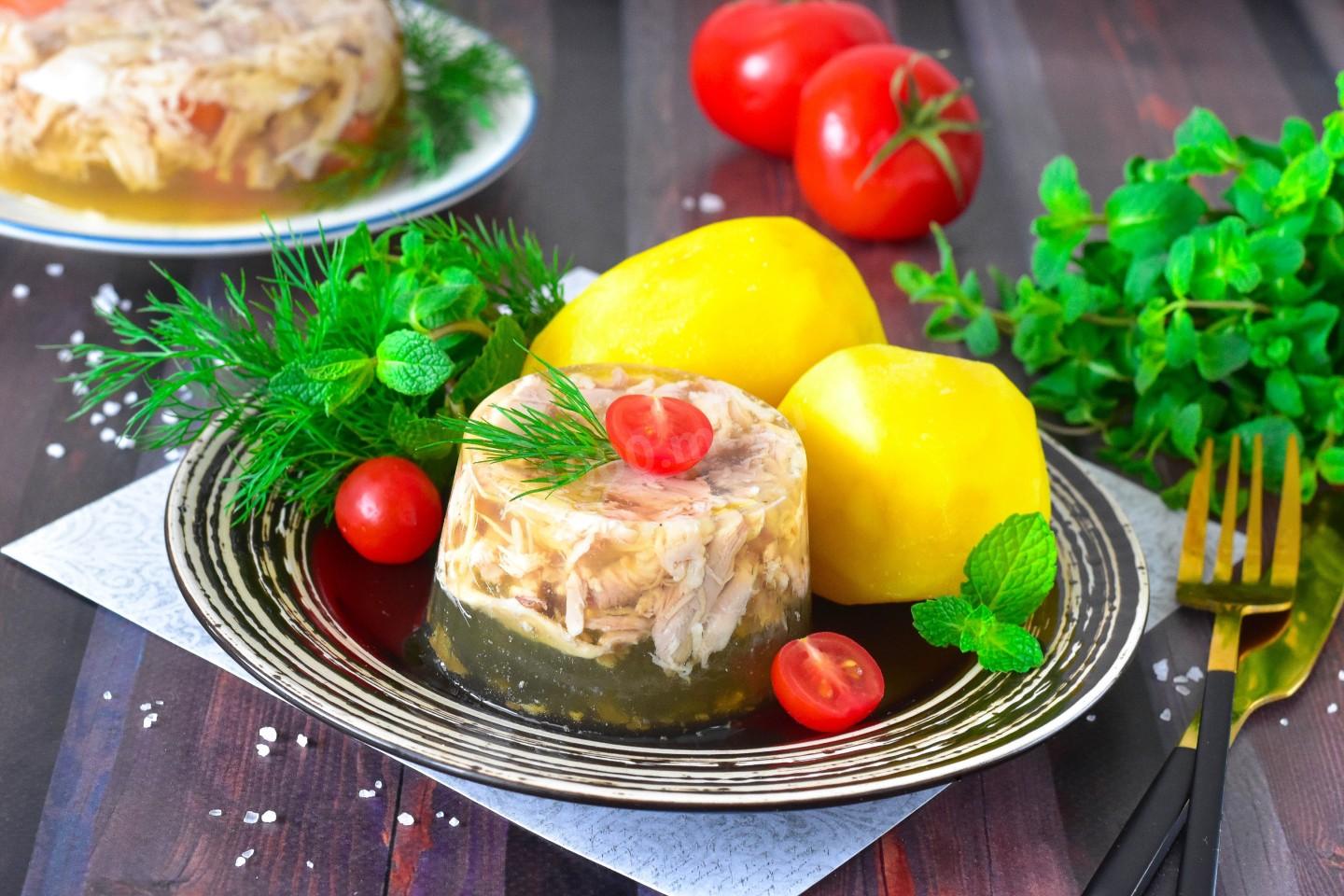 Шаг 9 приготовления Холодец из куриных лапок