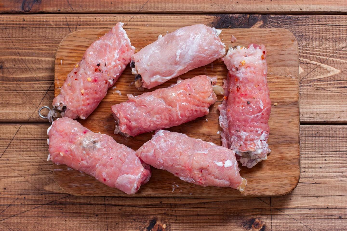 Шаг 7 приготовления Мясные пальчики из свинины на сковороде