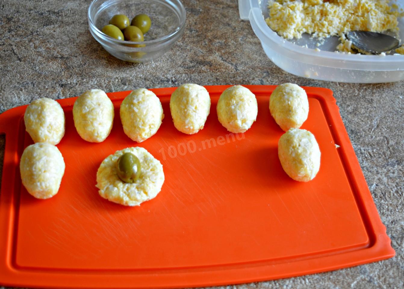 Шаг 7 приготовления Сырные яйца