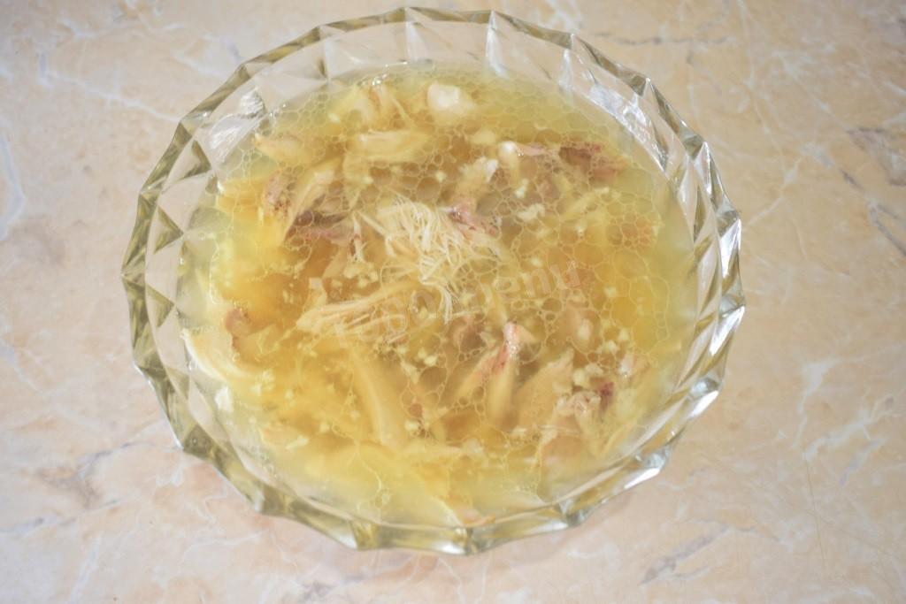 Шаг 5 приготовления Холодец в мультиварке-скороварке