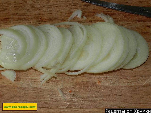 Шаг 4 приготовления куриные сердечки с грибами в сметане