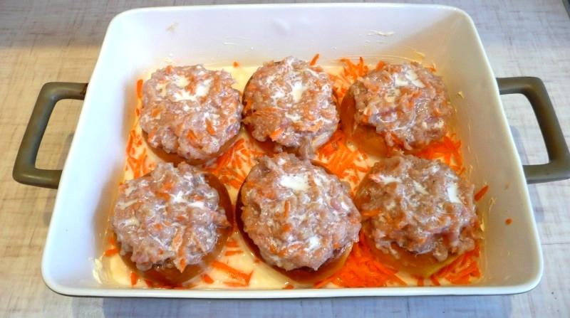 Шаг 7 приготовления Баранки с фаршем в духовке домашние